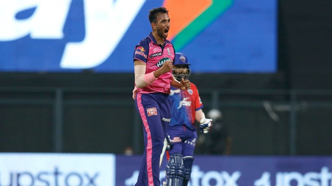 wicket-maiden-over-meaning-in-cricket-prasidh-krishna-price-in-ipl