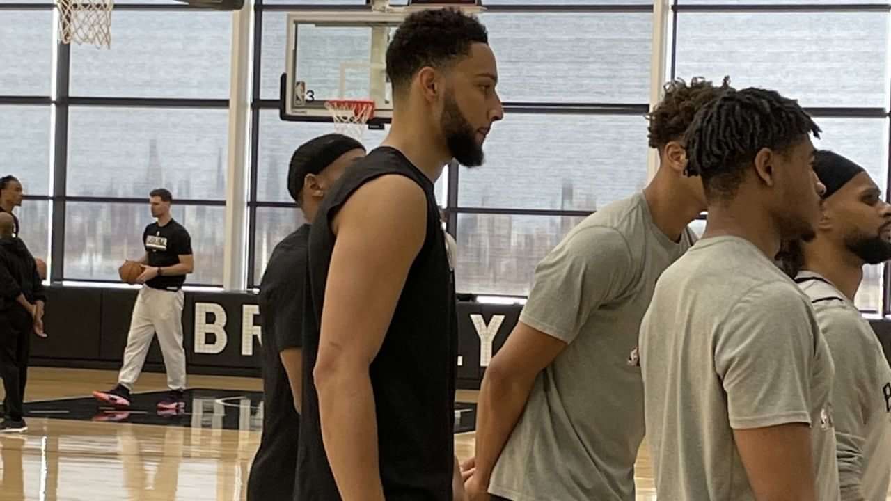 "Ben Simmons, why didn't you do this against the Hawks?" NBA Twitter