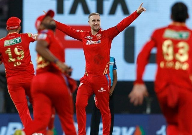 Why Delhi Capitals players wearing black armbands: Why Punjab Kings wearing black armbands in today IPL match 2022?