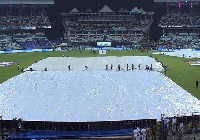 Kolkata weather IPL 2022: Is it raining in Kolkata Eden Gardens right now?