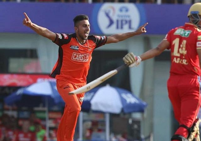 SRH vs PBKS Wankhede Stadium pitch report 2022 match: Today IPL match pitch report batting or bowling Wankhede Mumbai