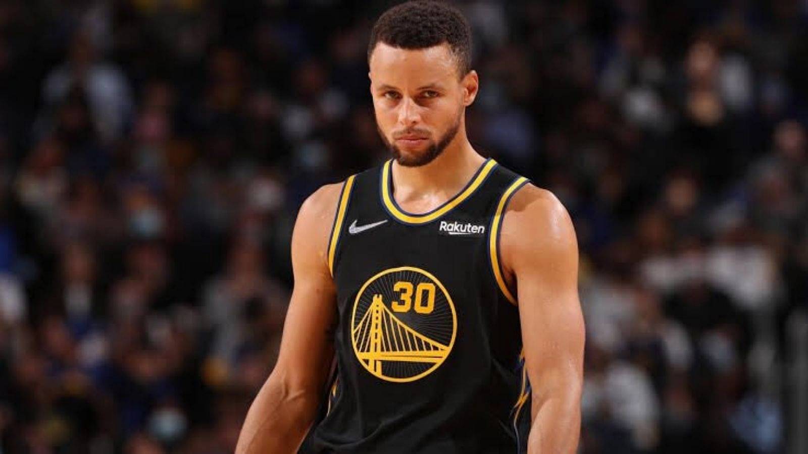 “Dirk, LeBron, MJ, and Kobe are only players to have scored more than Stephen Curry in 4th Qs”: Warriors superstar is in the top-5 clutch Playoffs players of all time
