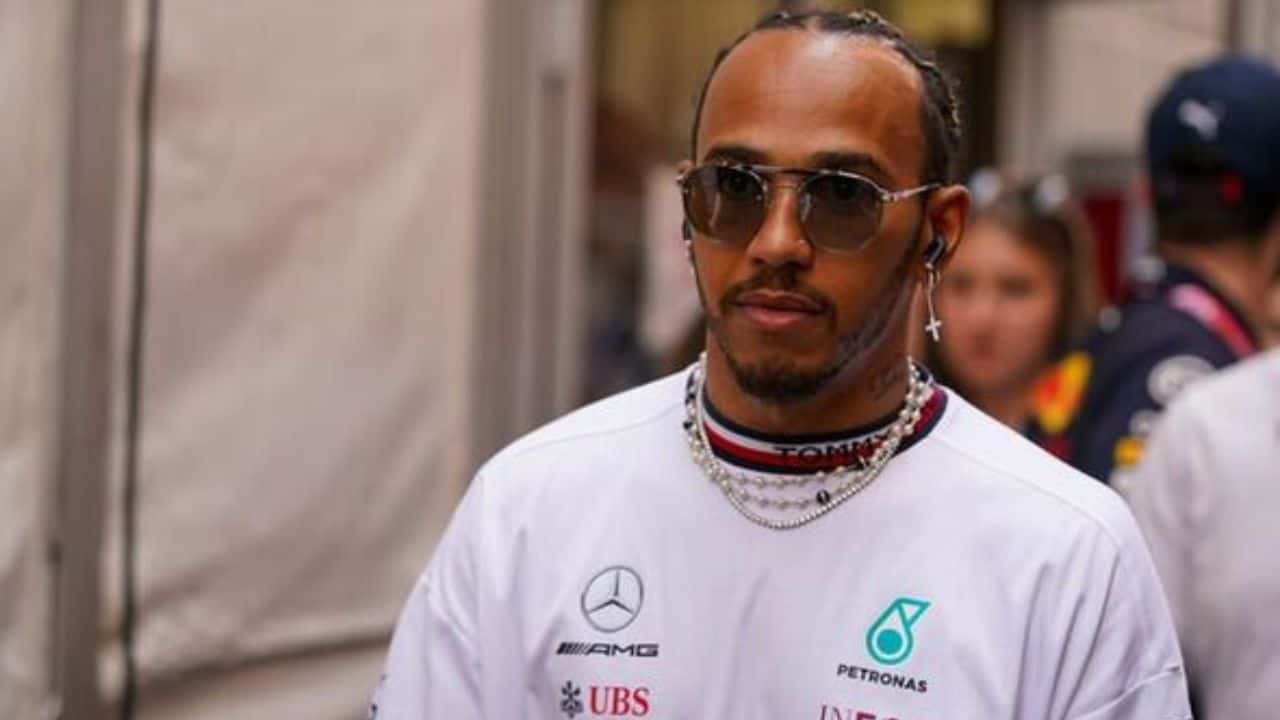 "$900,000 for a Lewis Hamilton card!" - Seven Times World Champion