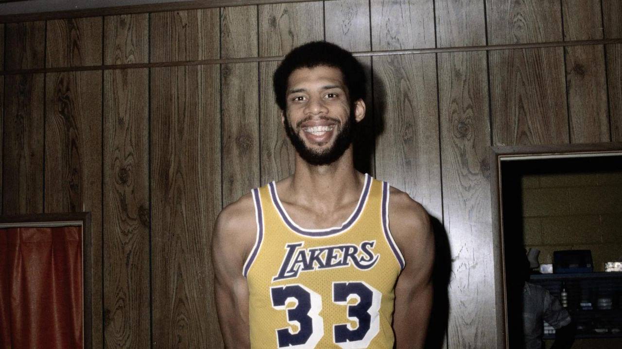 “Kareem Abdul-Jabbar sued an NFL player for having an identical name”: Karim Abdul Jabbar got hit with a lawsuit while on the Miami Dolphins from Lakers legend