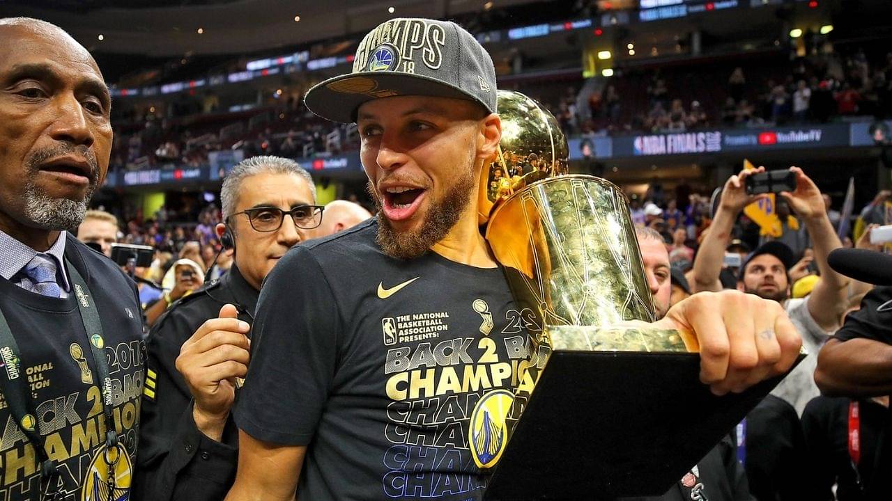 "How is Stephen Curry trolled for choking in the NBA Finals!?": Stats show the GSW MVP has 5 games of 30/5/5 with 5+ 3PM, just 1 less than all of the players in NBA history combined