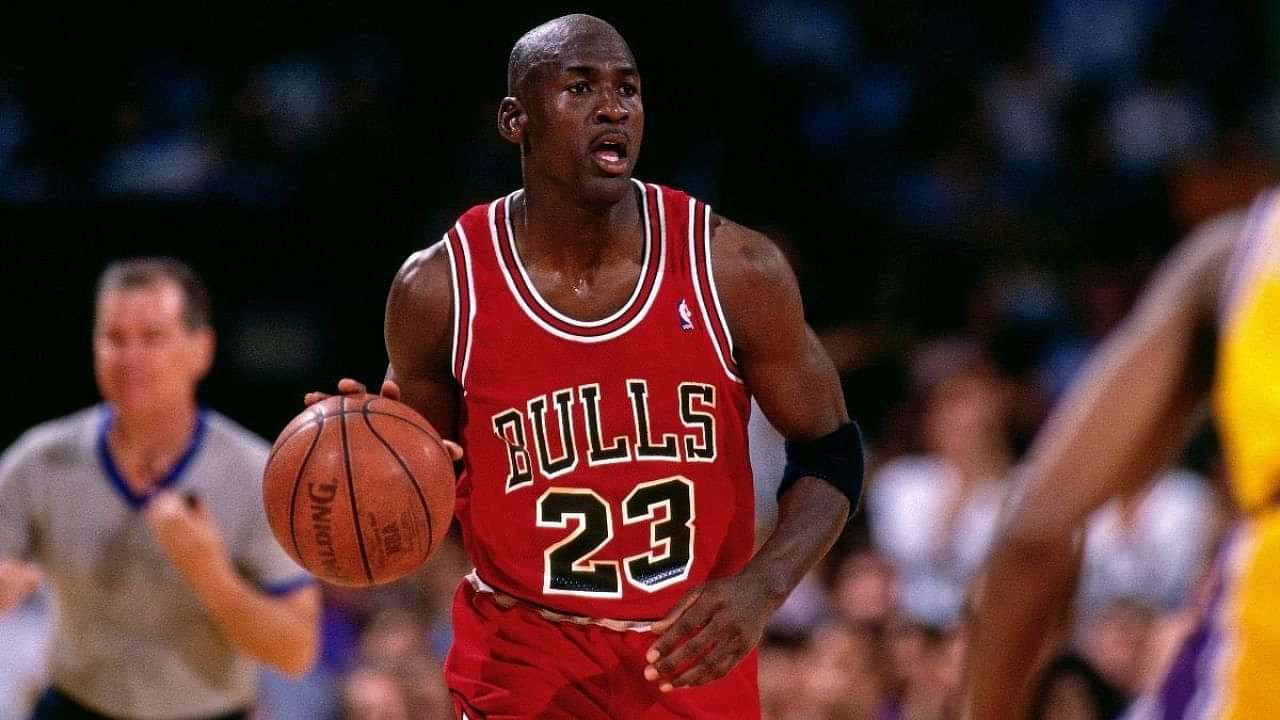 Bulls vs. Lakers - 1991 NBA Finals Game 5 (Bulls win first championship) 