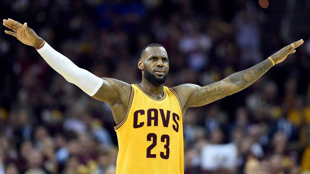 "LeBron James, how does it feel to be a p*ssy a** b*tch?!": When a Warriors supporter got wildly under Lakers star's skin after Cavaliers victory in game 2 of 2015 NBA Finals
