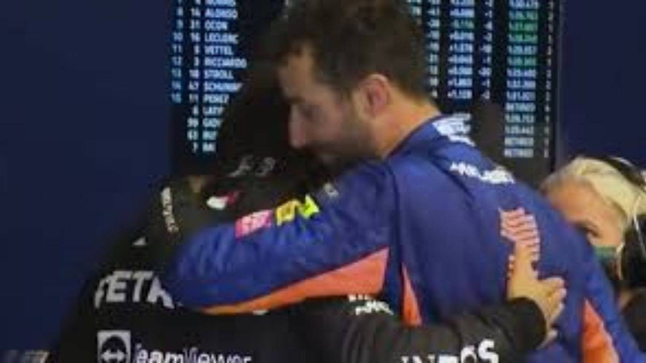 "Daniel Ricciardo comforting Lewis Hamilton after a heartbreak"- Watch McLaren star console seven-time World Champion after 2021's controversial Abu Dhabi GOP