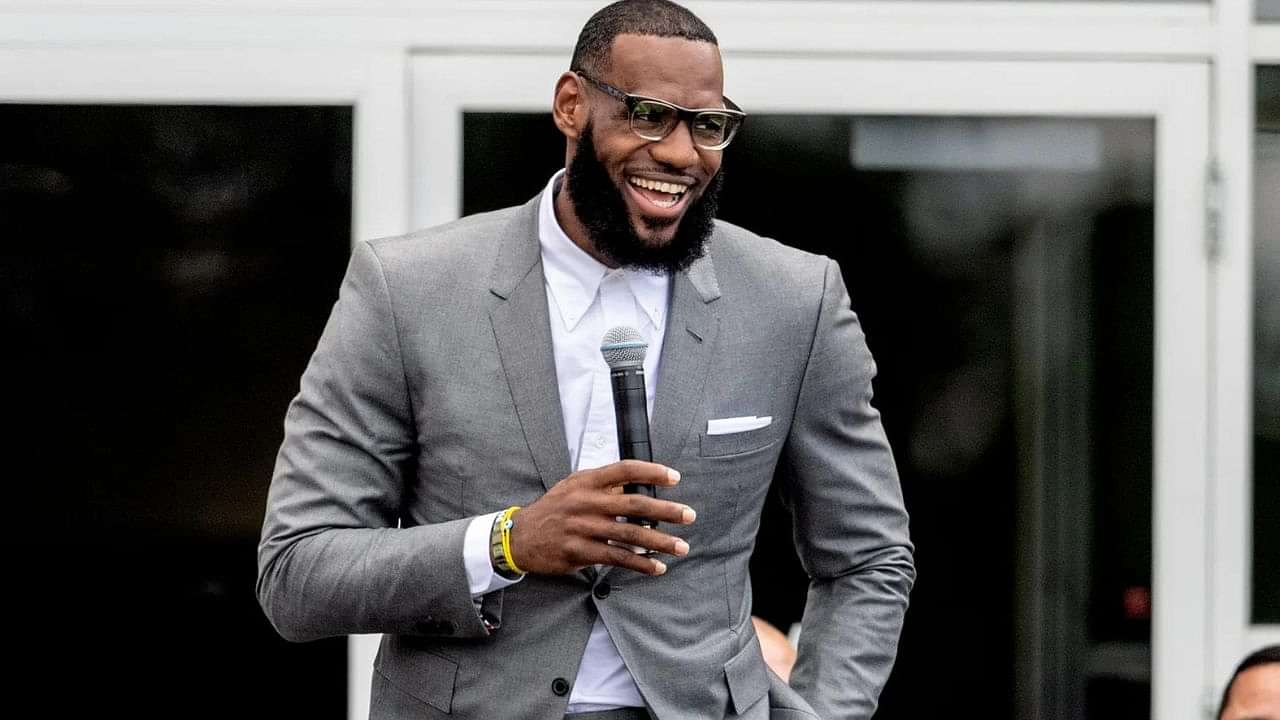 Crypto.com brought LeBron James into the $911 billion industry”: Lakers  arena owners raised $1 billion to bring on 'The King' and Carmelo Anthony -  The SportsRush