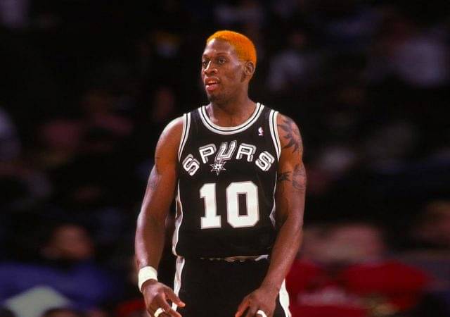 6'7" Dennis Rodman threw his $230 million teammate under the bus by forcing him to match up against Hakeem Olajuwon