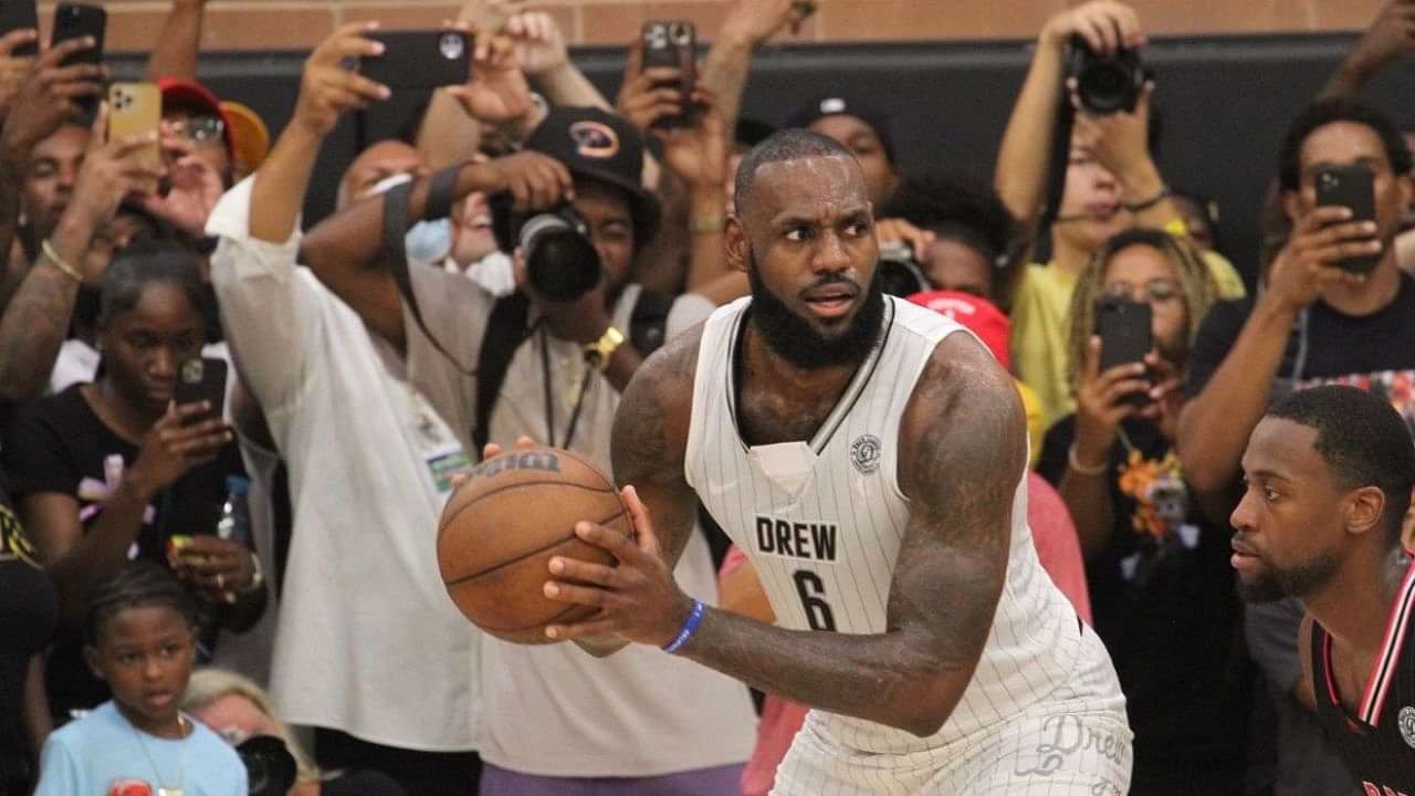 Look: Harden covers Nike logo on jersey during Drew League game