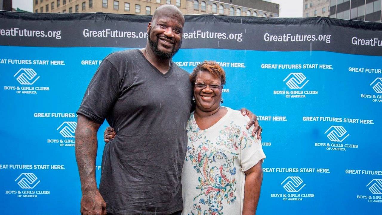 Cover Image for Shaquille O’Neal’s mother Lucille O’Neal surprised him for his 46th birthday, made him drop the cake!