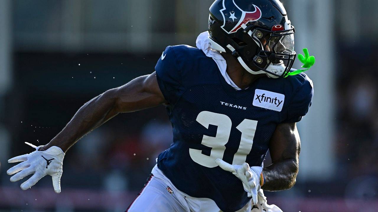 3 NFL Fantasy Sleeper Picks That Could Win You Your League Including Houston's RB Dameon Pierce