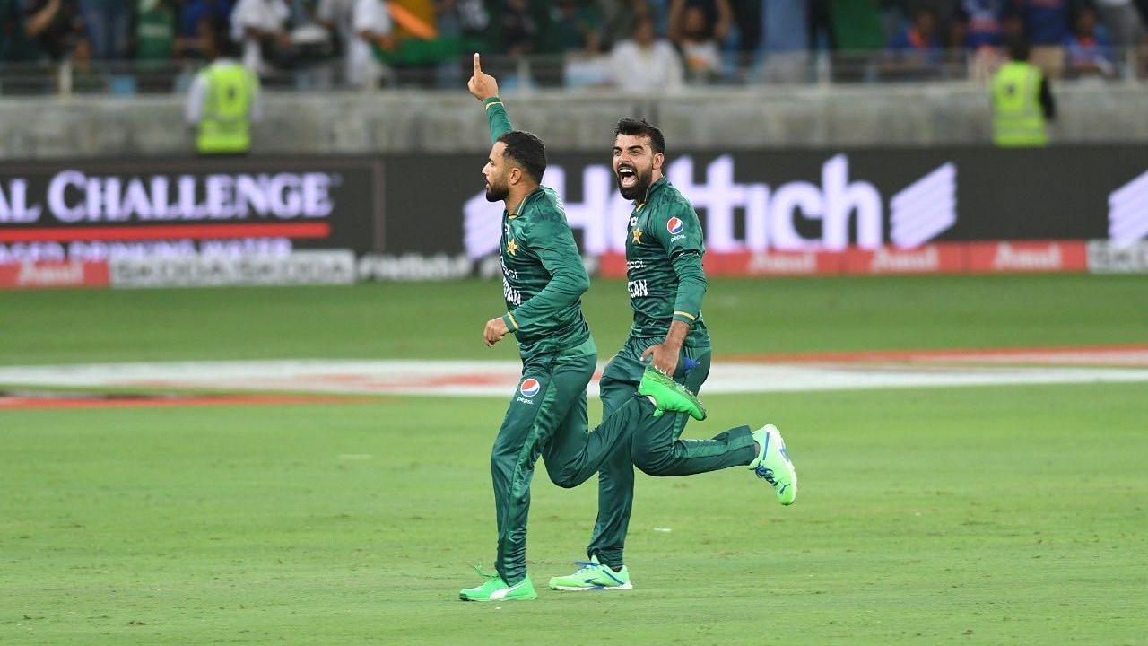 "Apne logoon ki madad kerein": Shadab Khan dedicates Hong Kong victory to people affected by floods and requests donations for flood relief funds