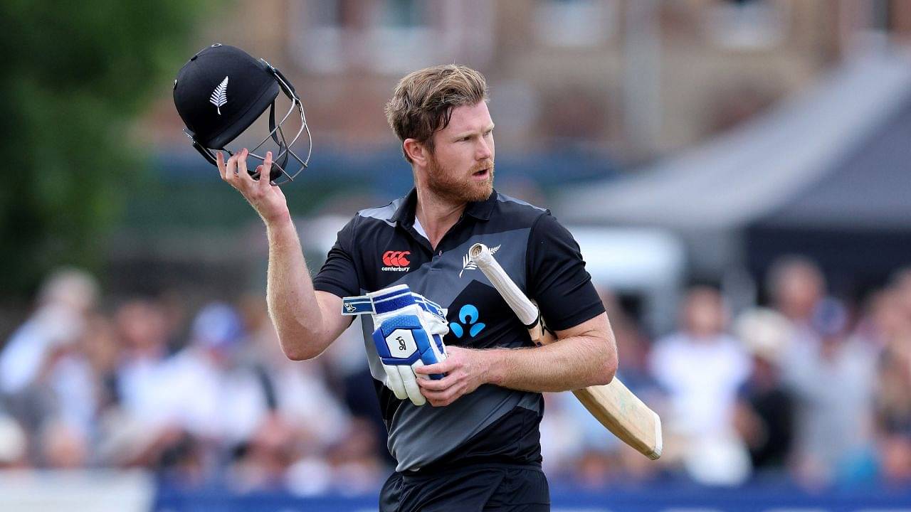 Kiwi all-rounder Jimmy Neesham has denied the New Zealand central contract in order to play in T20 Leagues around the world.