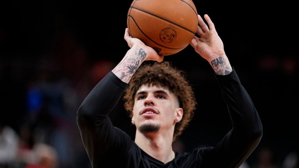 "LaMelo Ball Is A Committed Player!": Steve Clifford Heaps Massive ...