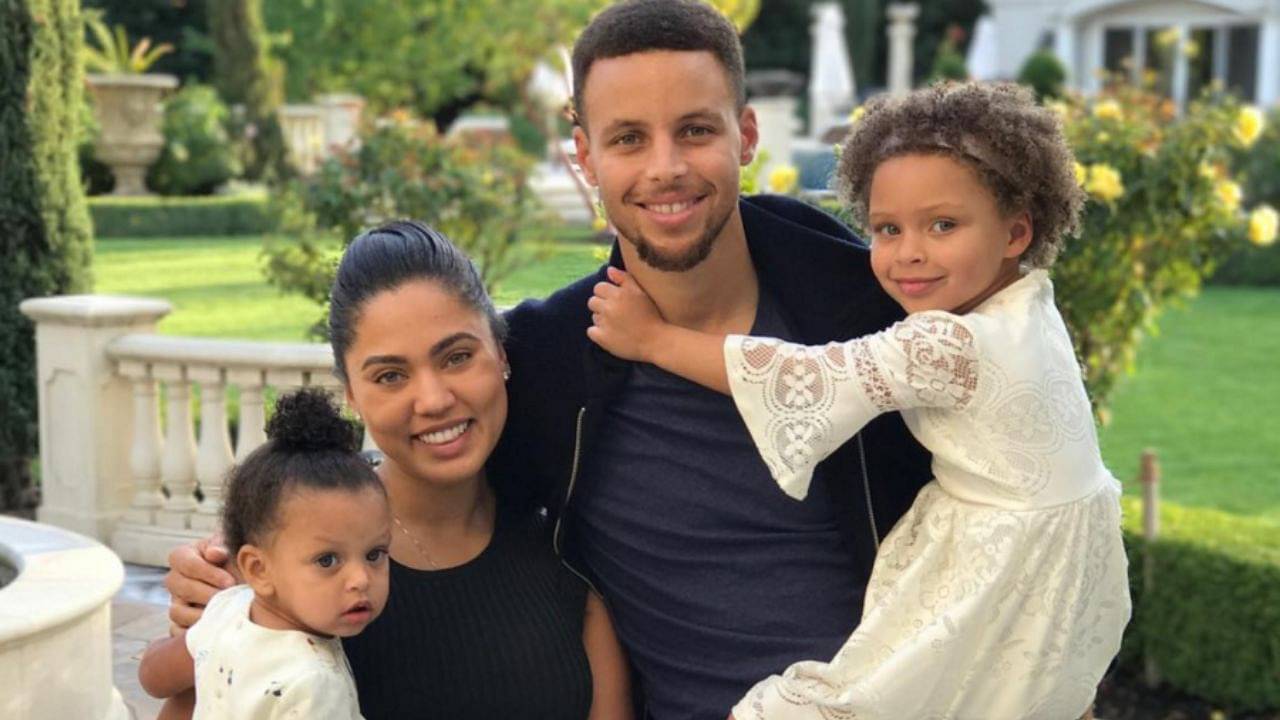 Stephen Curry, Who Was Born in the Same Hospital as LeBron James, Watched TV as Wife Ayesha Gave Birth