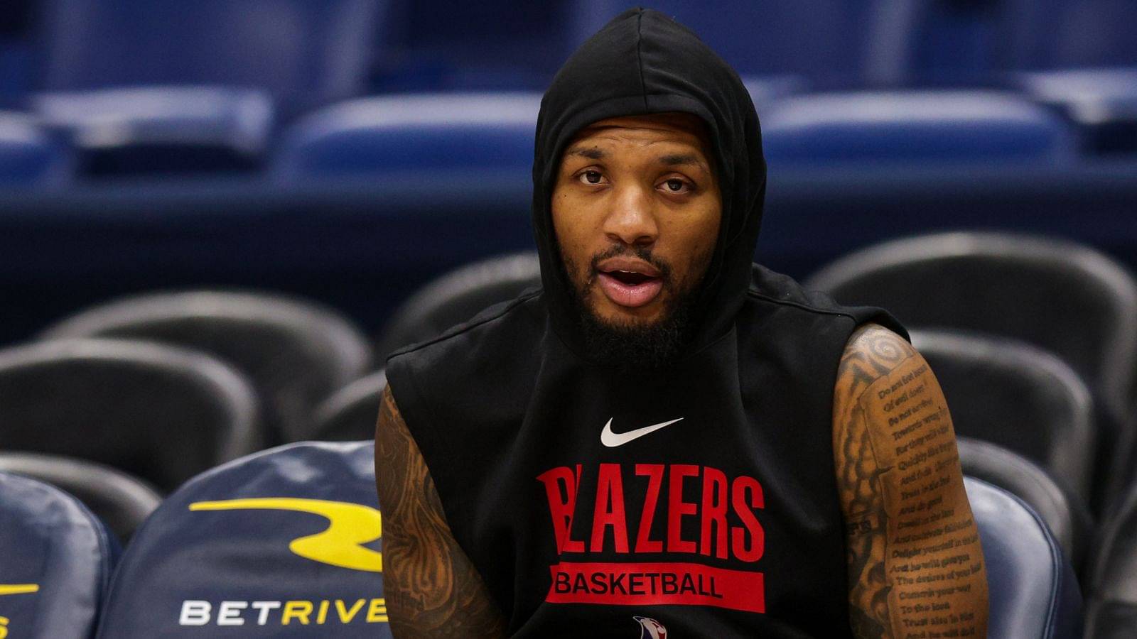 “Guess Who Couldn’t Care Less?”: $100M Worth Damian Lillard Mercilessly Trolls Fan Who Kept Him in His Fantasy Team