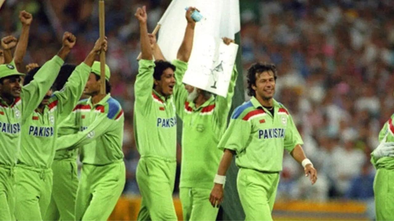 pakistan in 1992 world cup all matches scorecard