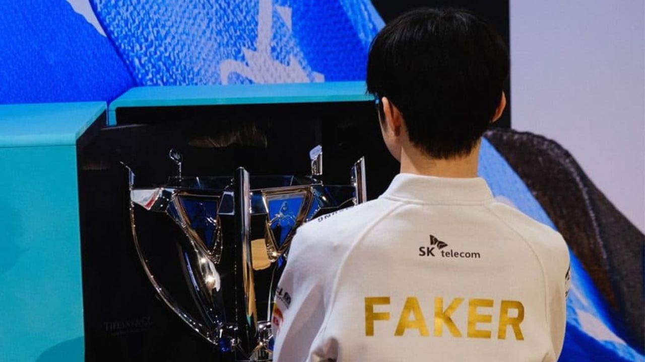 Faker becomes the first player to reach 600 career games in the #LCK _ # faker #leagueoflegends #esports #t1 #skt #worlds #gaming #gamer…