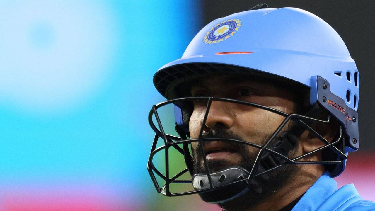 Why is Dinesh Karthik not playing today's T20 World Cup 2022 match between India and Zimbabwe in Melbourne?