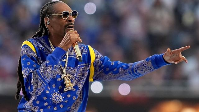 Snoop Dogg Once Gushed Over This ‘Top UFC Star’ for His Gladiator-Like Persona: “I Want to F**ing See…”