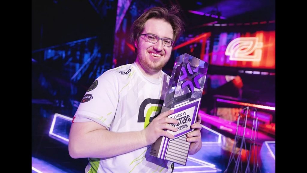 All esports category winners at The Game Awards 2022 CSGO loses out to Valorant, League of