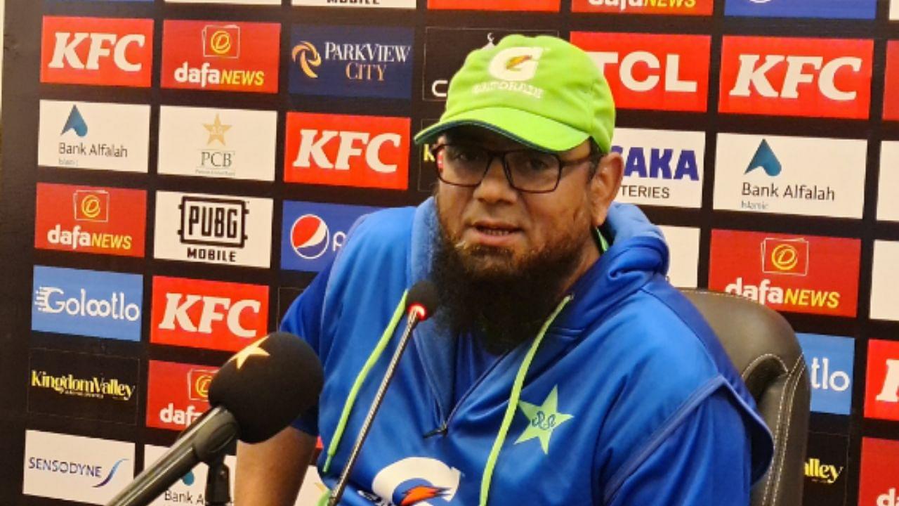 "Hum to khatm ho chuke, hamara daur chala gaya": Saqlain Mushtaq hilariously reacts upon being asked whether Pakistan can produce another spinner like him