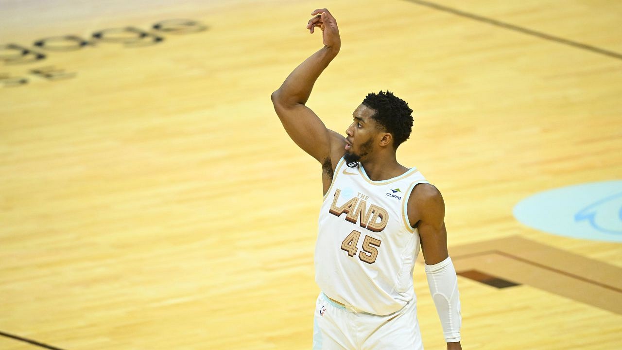 Is Donovan Mitchell Playing Tonight Vs Suns? Cavaliers' Injury Update ...