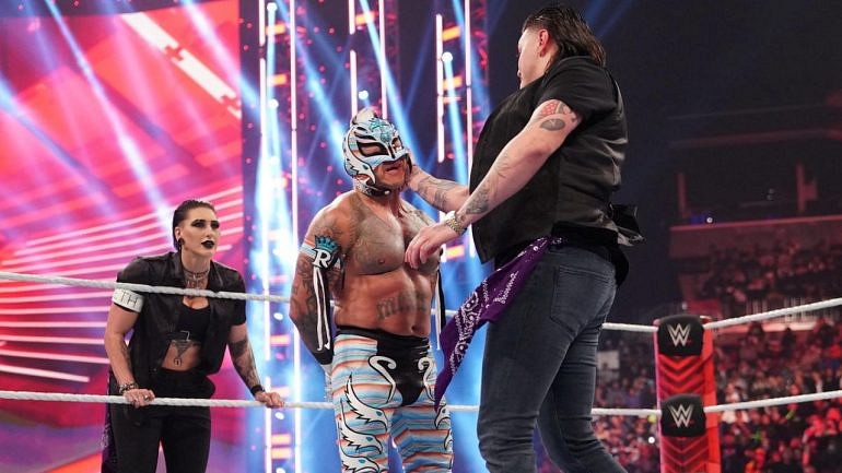 WWE Planning a Huge Stipulation Match Between Rey Mysterio and Dominik ...