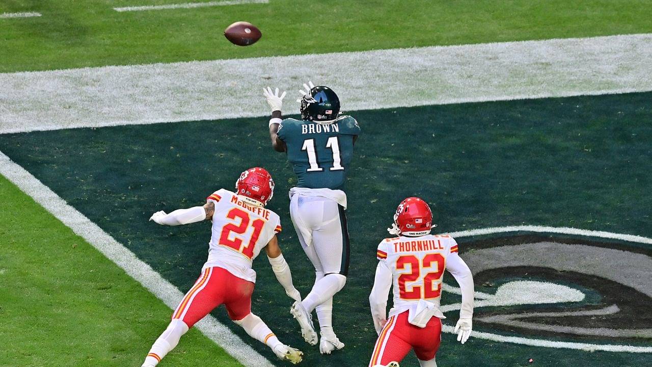 "This is why you pay A.J. Brown $100 million": Jalen Hurts' 45 yard touchdown bomb has Tyreek Hill and NFL Twitter on fire