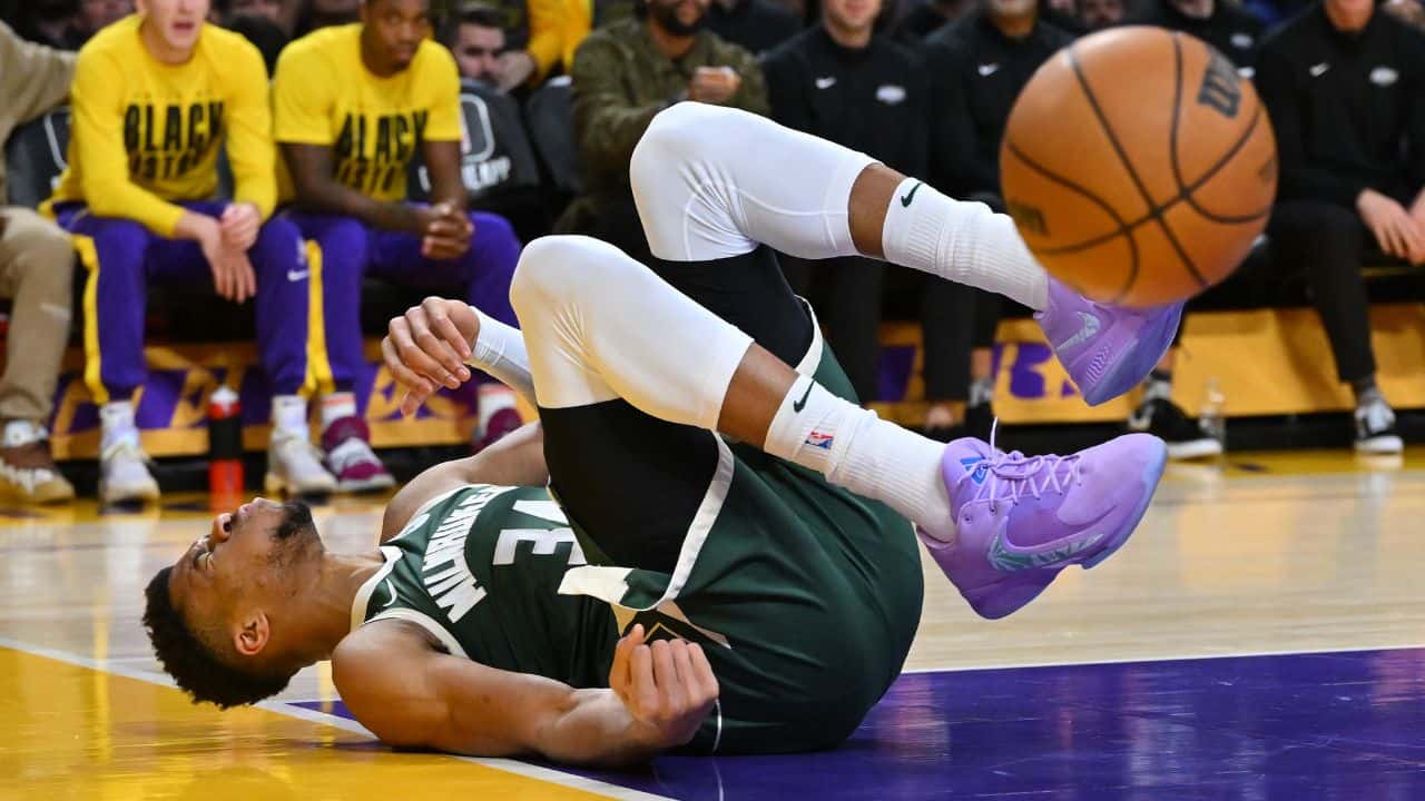 Is Giannis Antetokounmpo Playing Tonight vs Clippers? Bucks’ Starting