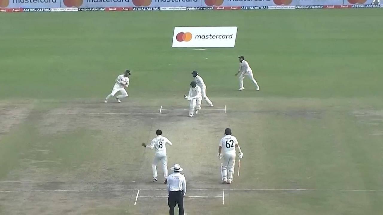 IND vs AUS 2023: "Can't get over how good that catch from Iyer was" - Shreyas Iyer catch to dismiss Usman Khawaja send Twitter into a frenzy
