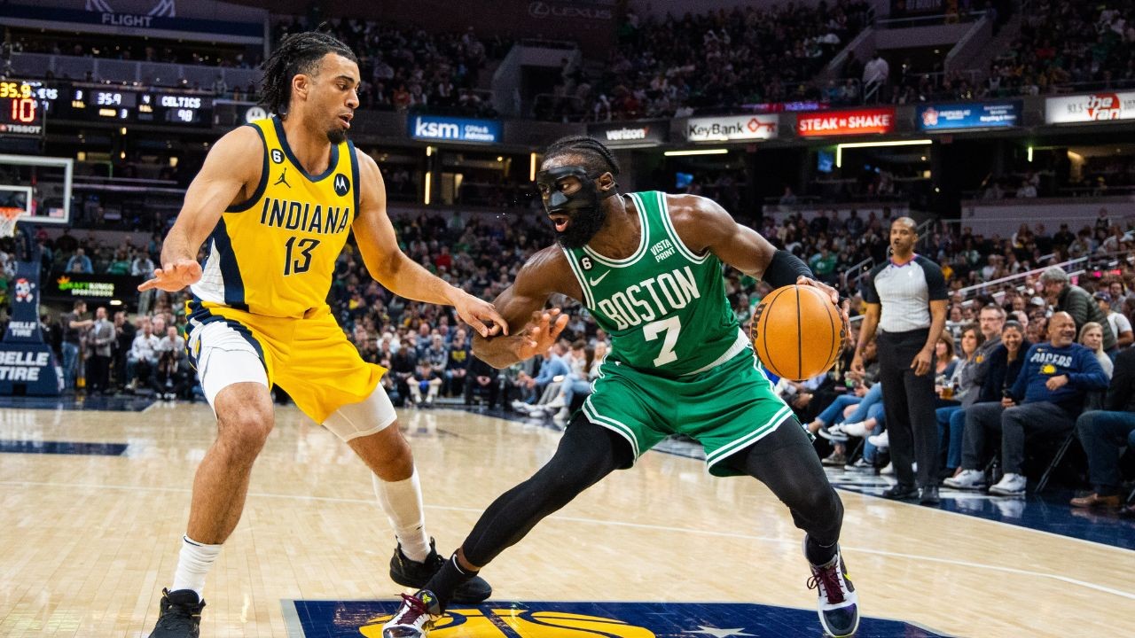 jaylen brown sneakers tonight