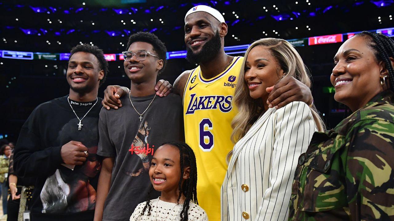 "Savannah James is the All-Time leading scorer": LeBron James Gives His Wife All the Credit For After Breaking Kareem Abdul Jabbar's Record