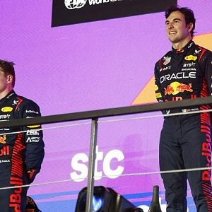 Red Bull Politics Reach Breaking Point As Horner Sides With Max ...