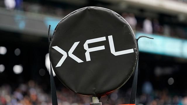 Xfl Goes XXX Mode as Cameras Accidentally Stumble Upon Naked Teammate During a Trip to the Battlehawks Locker Room