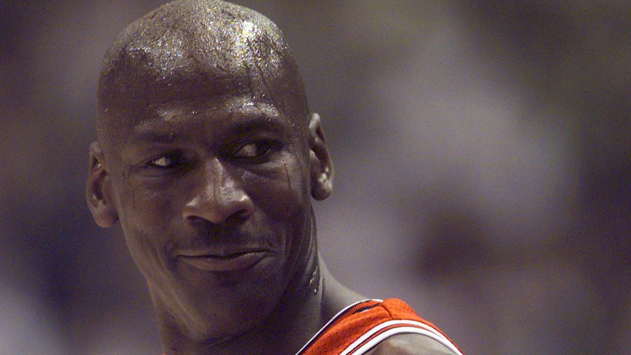 On The Verge Of $2,500,000, Michael Jordan Was Scrutinized For His ...