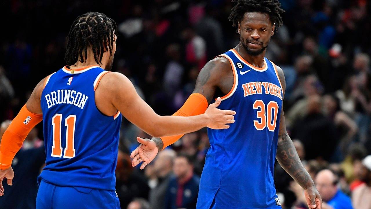 WATCH: Jalen Brunson Gets Hilariously Smacked Up By His Own Teammate, Julius Randle, Kickstarting Oscar-Worthy Performance