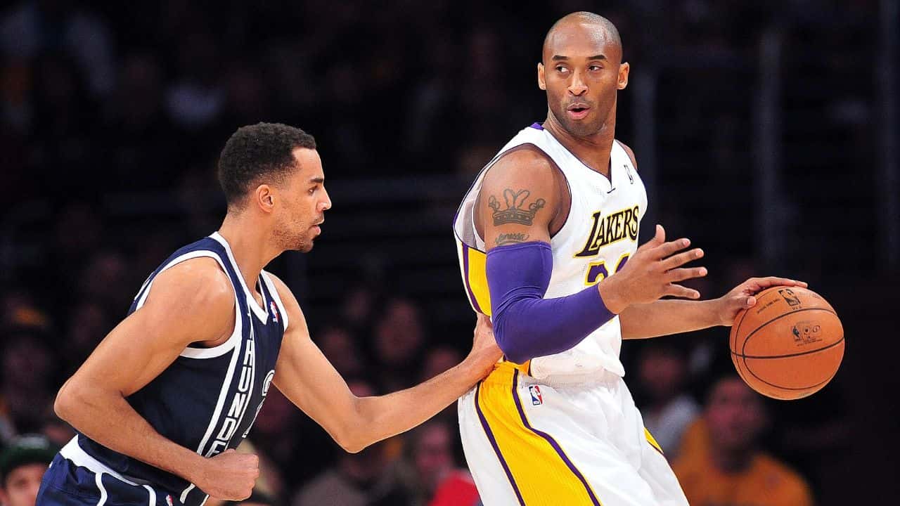 Watch Kobe Bryant Give a Precise Breakdown on "How to Guard a Pump Fake?" The SportsRush