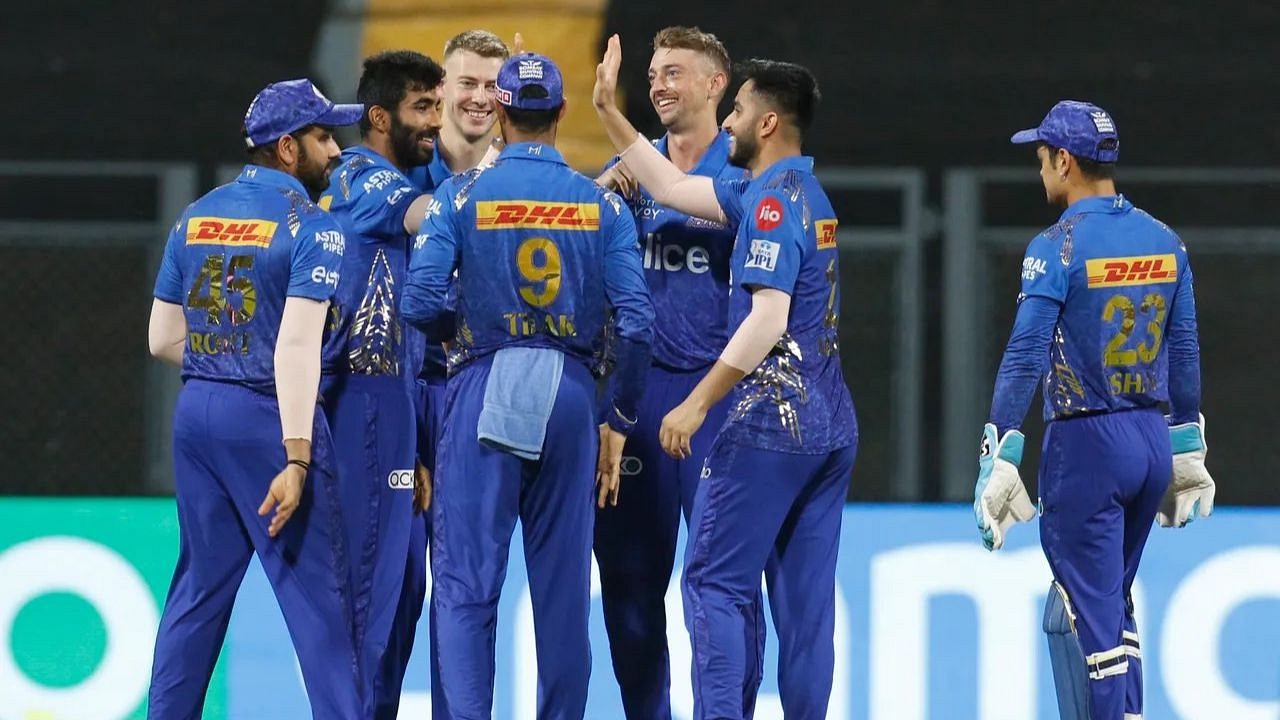 Wankhede Stadium Tickets Price 2023: What is the cost of Mumbai Indians ...