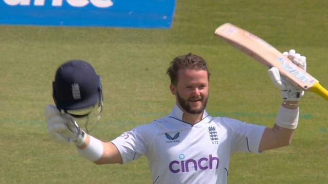 WATCH: Ben Duckett Takes A Dig At His Height After Camera Doesn't Spot Him Between Zac Crawley And Stuart Broad