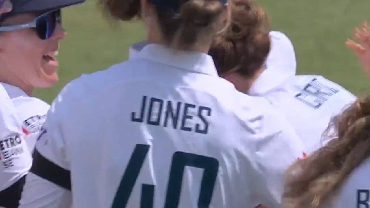 Why Are England Ladies Wearing Black Armbands At Trent Bridge Today?