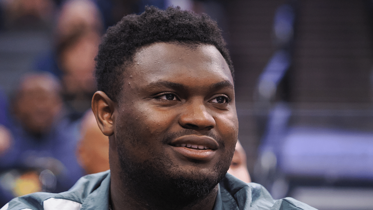 Zion Williamson Accused of Cheating on His Baby Momma By OF Model Moriah  Mills Day After Gender Reveal: 