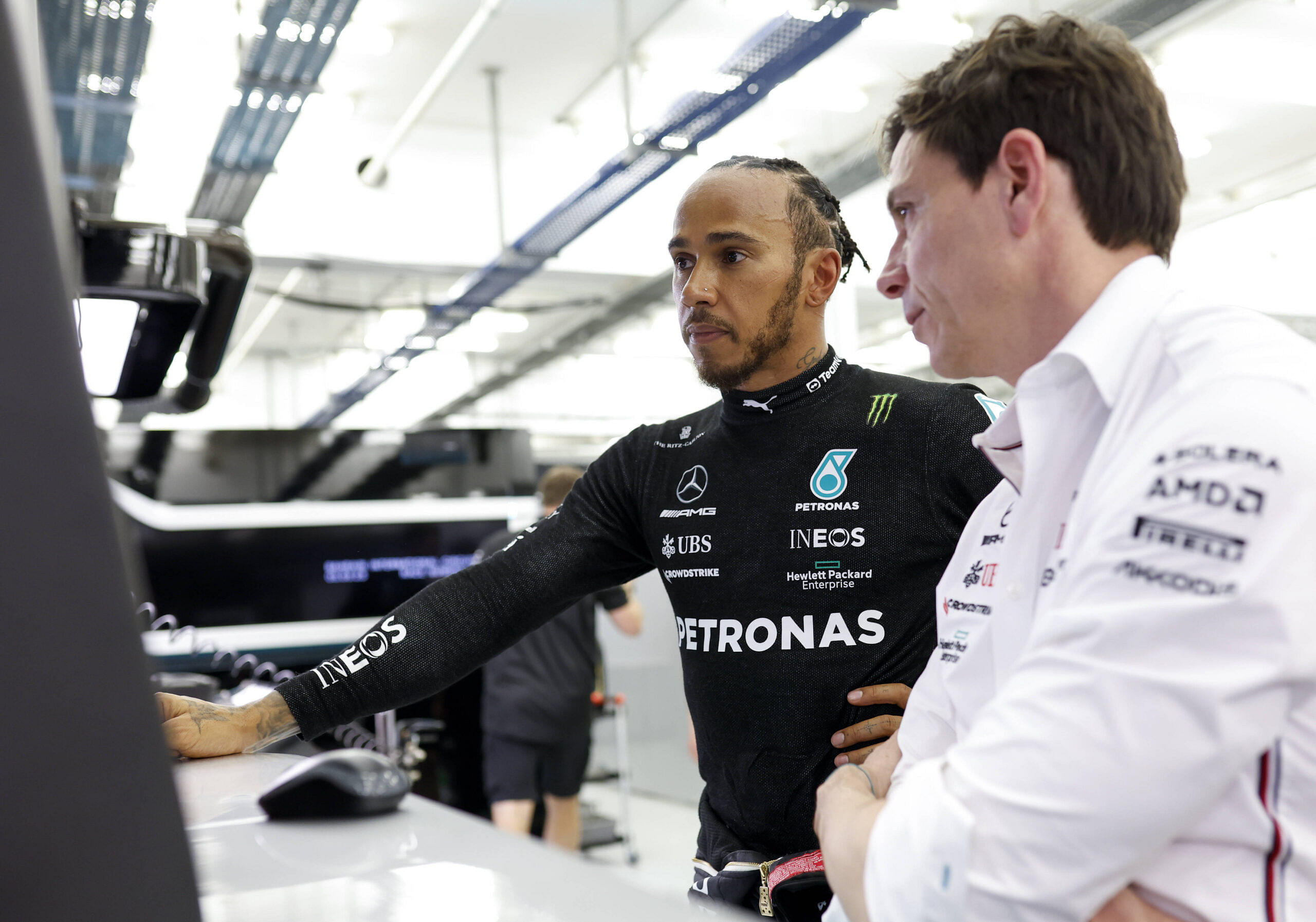 Toto Wolff Sides With Red Bull as Uncharacteristic New Statement Snubs Lewis Hamilton