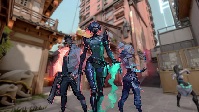 An image showing three Agents from Valorant, Phoenix, Viper and Jett