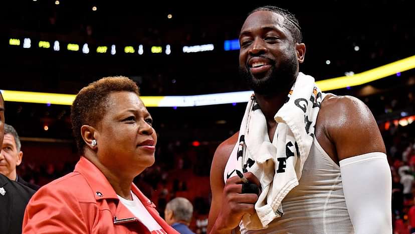 29 Years After Mother's Arrest in Chicago, Dwyane Wade Dedicates ...