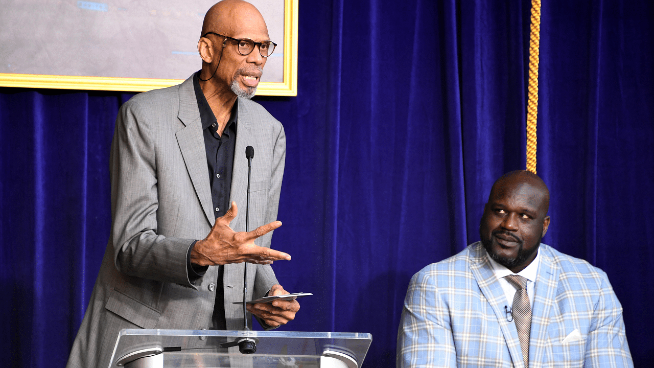 kareem abdul jabbar skyhook blocked