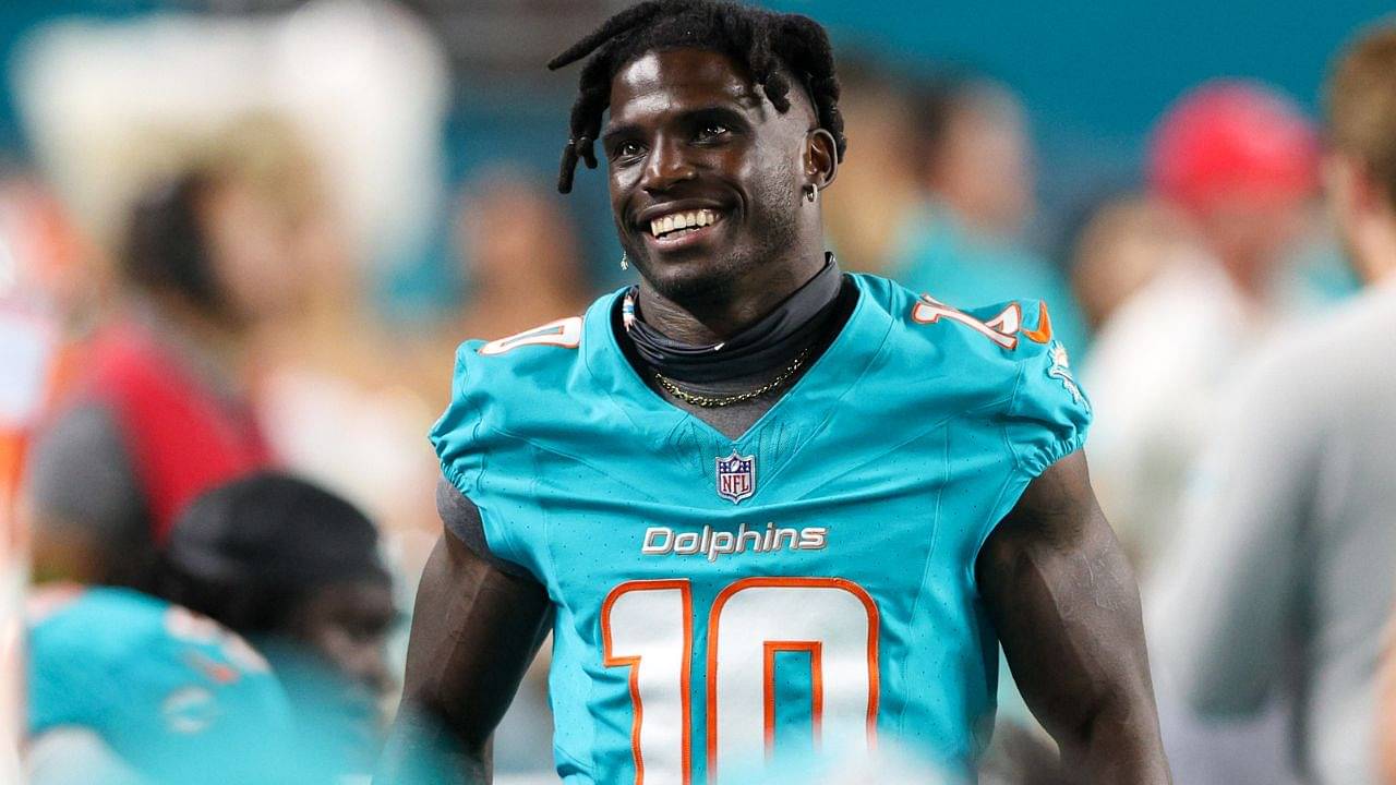 Miami Teacher Uses Tyreek Hill's Astounding Stats to Enhance Her Students' Math Skills; "Math is Totally Mathing"