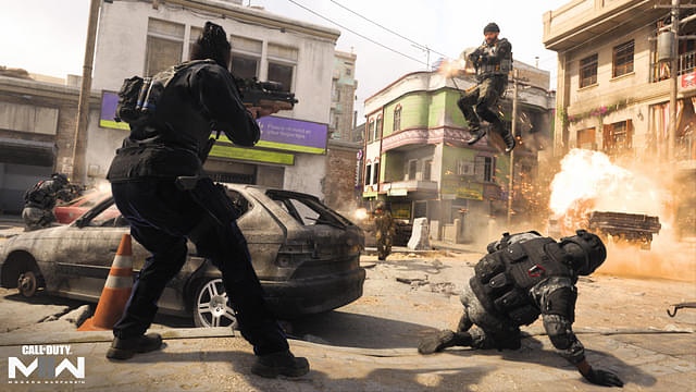 An Image of Soldiers fighting in Warzone 2